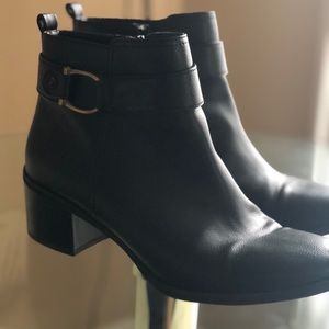 Anne Klein Black Boots Size 9